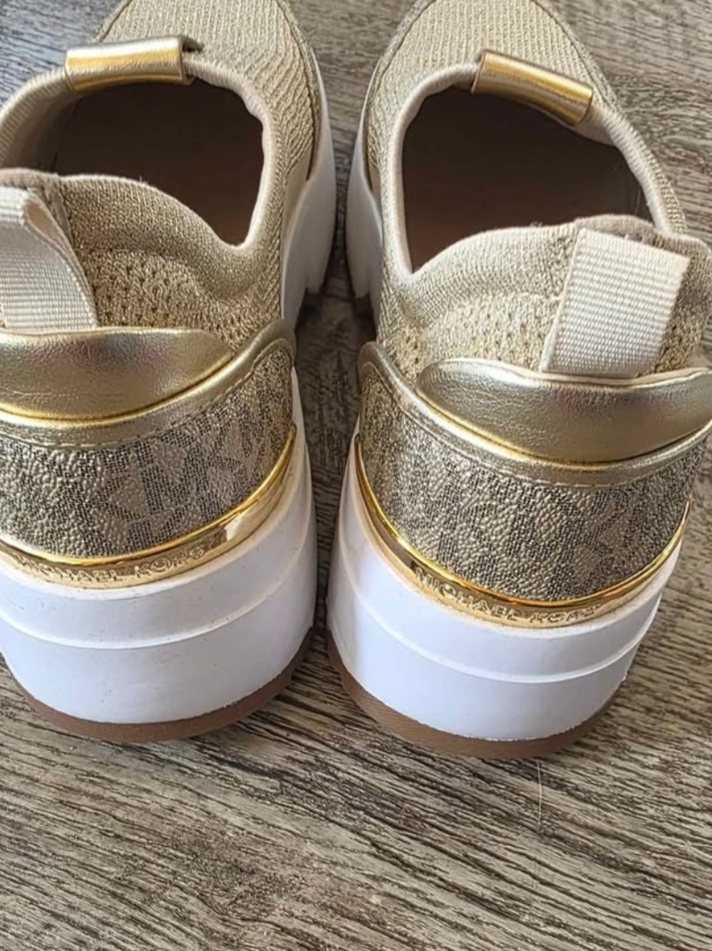Michael Kors Muse Metallic Gold Knit Slip On Sneakers Sz 9 - Picture 4 of 7